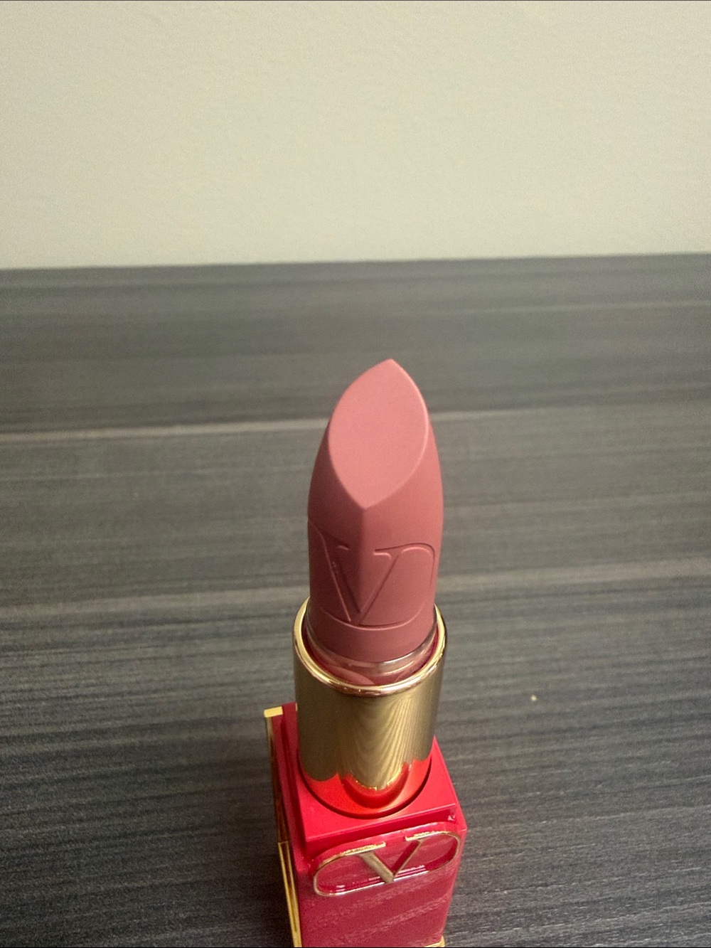 Brand new Valentino woman lipstick